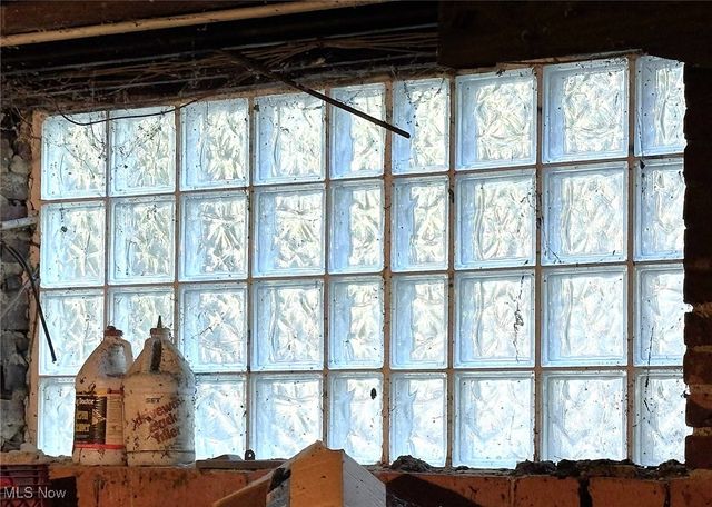 1675 Carlyon Road, East Cleveland, OH 44112