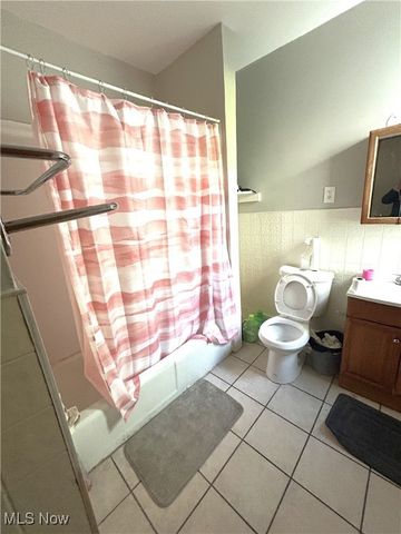 1675 Carlyon Road, East Cleveland, OH 44112