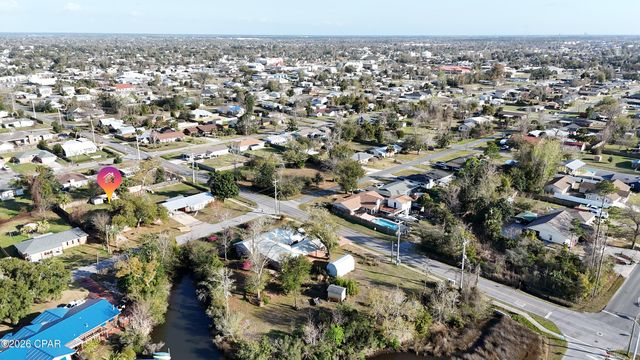 411 Virginia Avenue, Lynn Haven, FL 32444