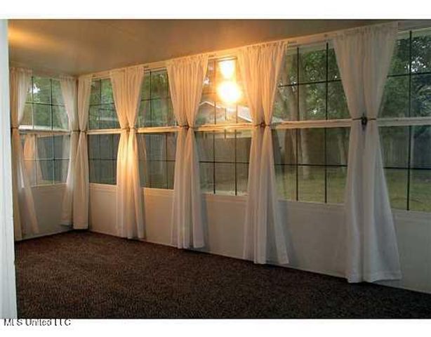 908 Orange Street, Ocean Springs, MS 39564