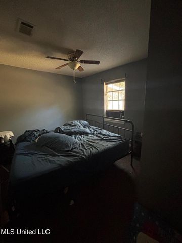 908 Orange Street, Ocean Springs, MS 39564