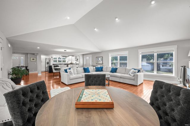 623 Corby Boulevard, South Bend, IN 46617