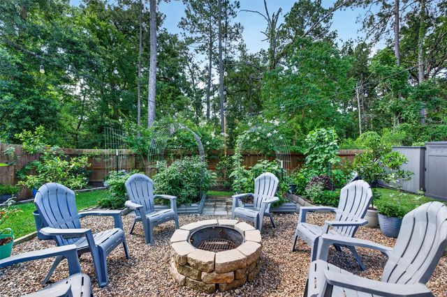 2832 Mistygate Court, Conroe, TX 77301