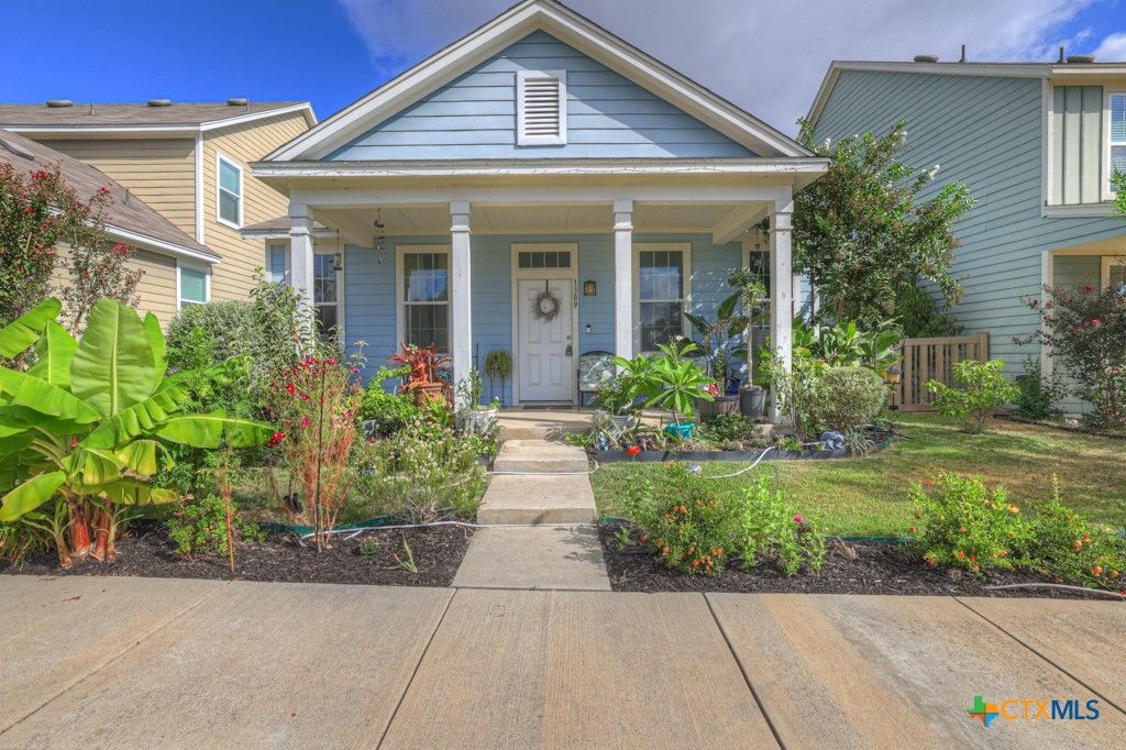 1389 Nevarez, Kyle, TX 78640