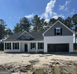 303 Bulkhead Drive, Kingsland, GA 31548