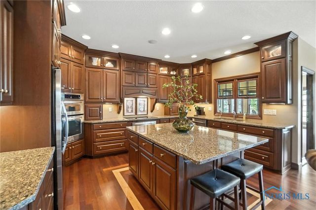 6535 Silver Lake Drive, Findlay, OH 45840