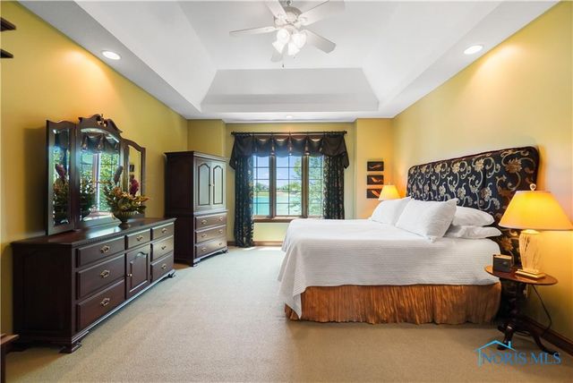 6535 Silver Lake Drive, Findlay, OH 45840