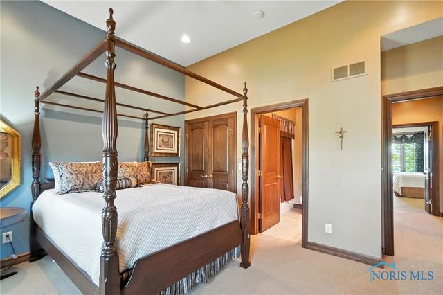 6535 Silver Lake Drive, Findlay, OH 45840