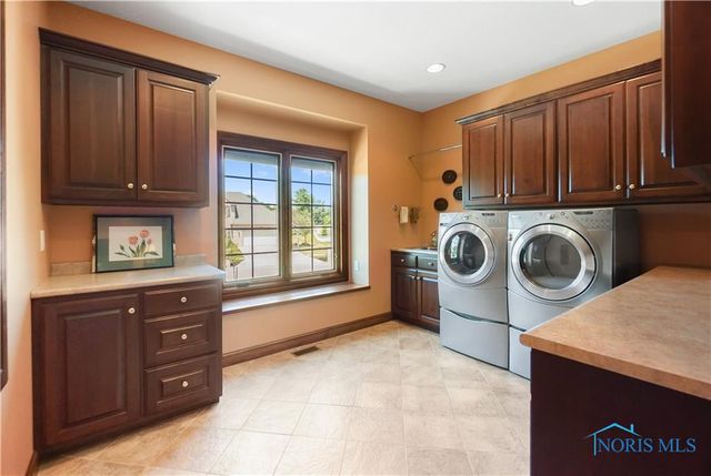 6535 Silver Lake Drive, Findlay, OH 45840