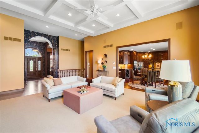 6535 Silver Lake Drive, Findlay, OH 45840