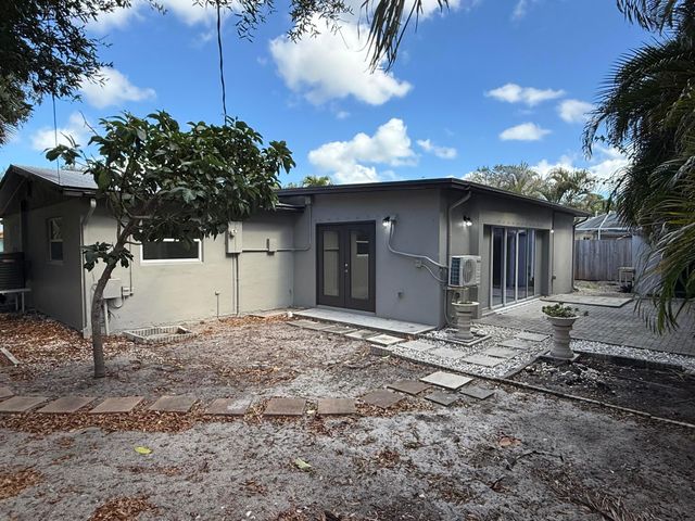 507 SW North River Point Drive, Stuart, FL 34994