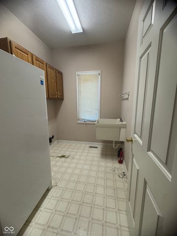 7409 River Birch Lane, Indianapolis, IN 46236