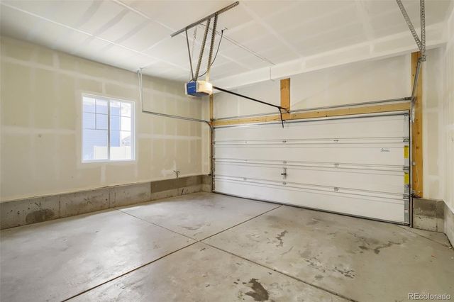 17956 E 103rd Avenue, Commerce City, CO 80022