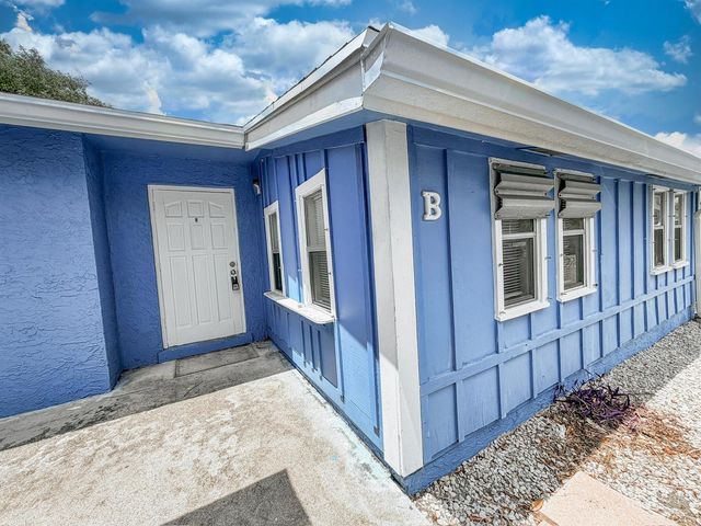 2735 Richard Road B, West Palm Beach, FL 33403