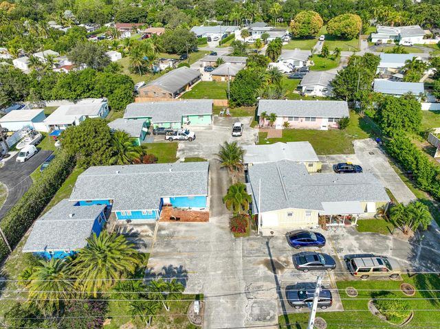 2735 Richard Road B, West Palm Beach, FL 33403