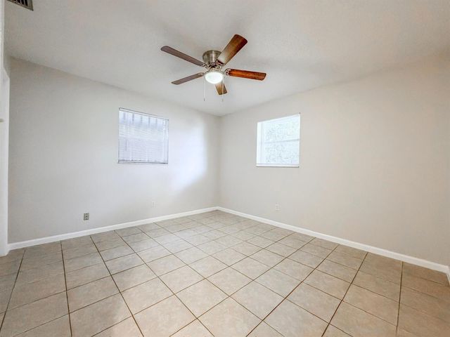 2735 Richard Road B, West Palm Beach, FL 33403