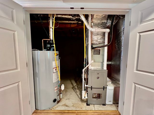 65 Oak Meadow Lane 65, Torrington, CT 06791