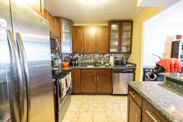 6301 N SHERIDAN Road 16C, Chicago, IL 60660