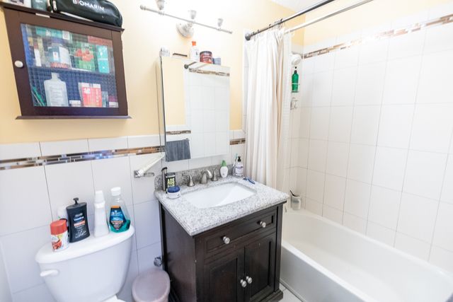 6301 N SHERIDAN Road 16C, Chicago, IL 60660