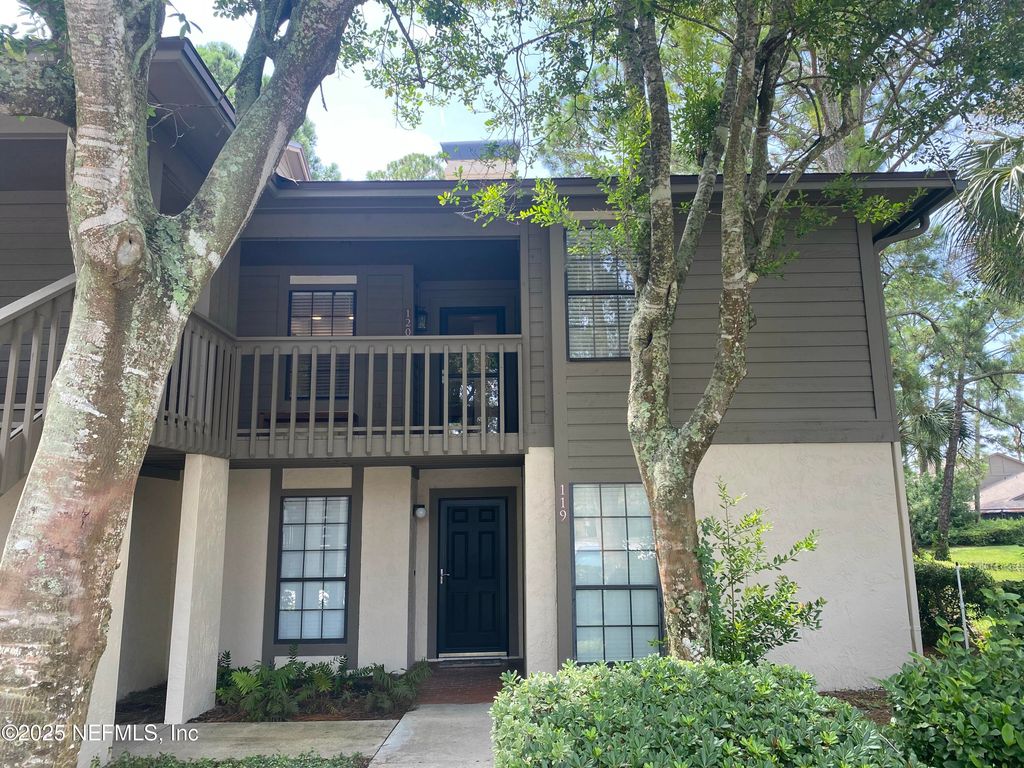 120 CRANES LAKE Drive, Ponte Vedra Beach, FL 32082