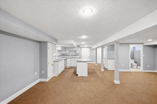 19 Madison Avenue 19, Newton, MA 02460