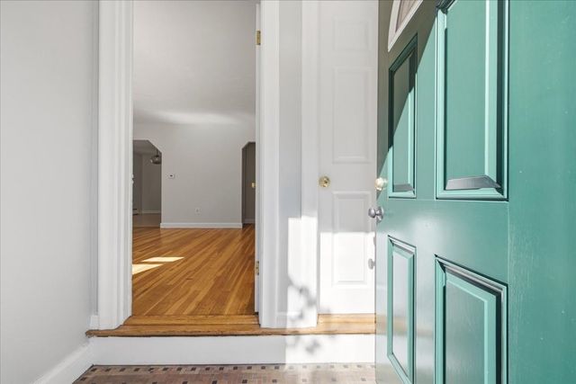 19 Madison Avenue 19, Newton, MA 02460
