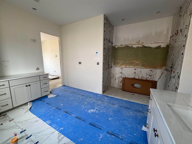 9176 OLD GREEN LN, Germantown, TN 38138