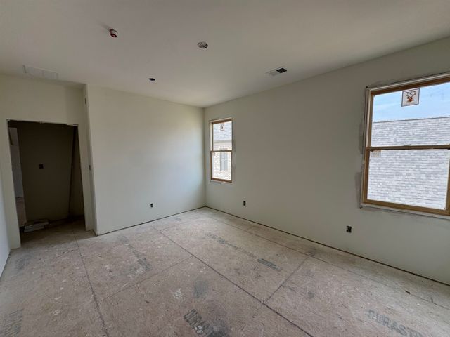 9176 OLD GREEN LN, Germantown, TN 38138