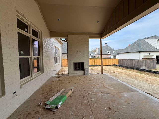 9176 OLD GREEN LN, Germantown, TN 38138