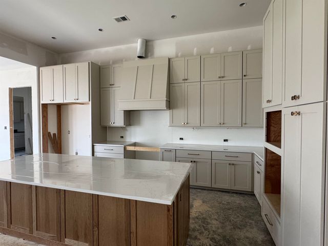 9176 OLD GREEN LN, Germantown, TN 38138