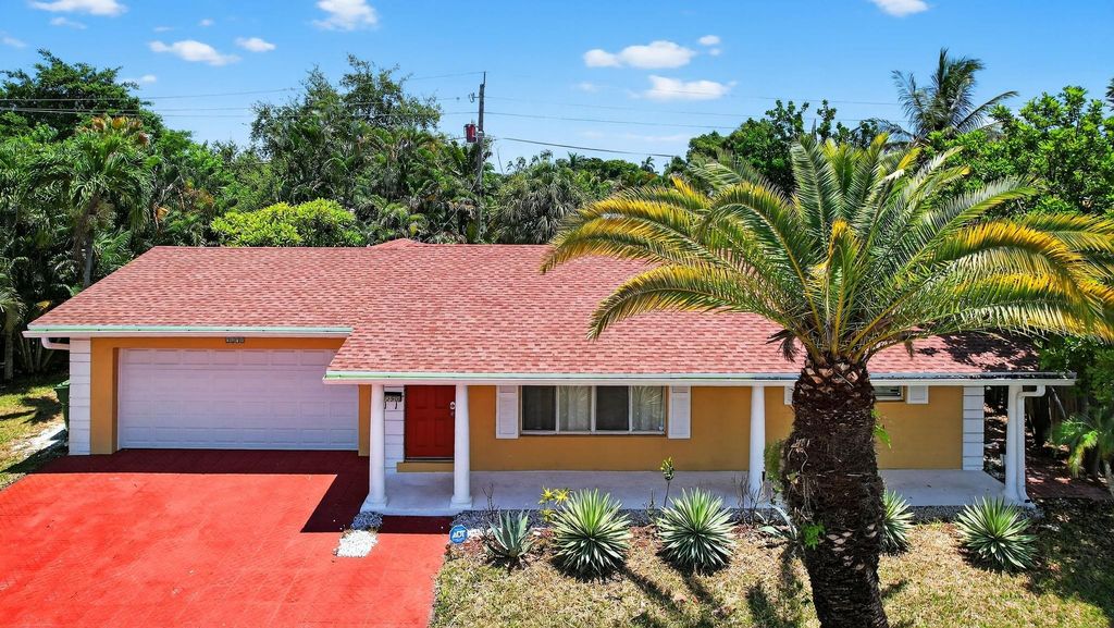 5290 NE 18th Ave, Fort Lauderdale, FL 33334