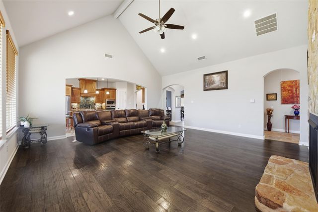 25275 Williams Drive, Justin, TX 76247