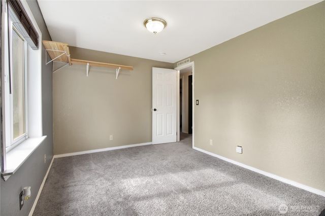 31113 W Whitehorse Drive, Arlington, WA 98223