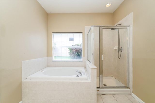 14831 HERONGLEN DRIVE, Lithia, FL 33547