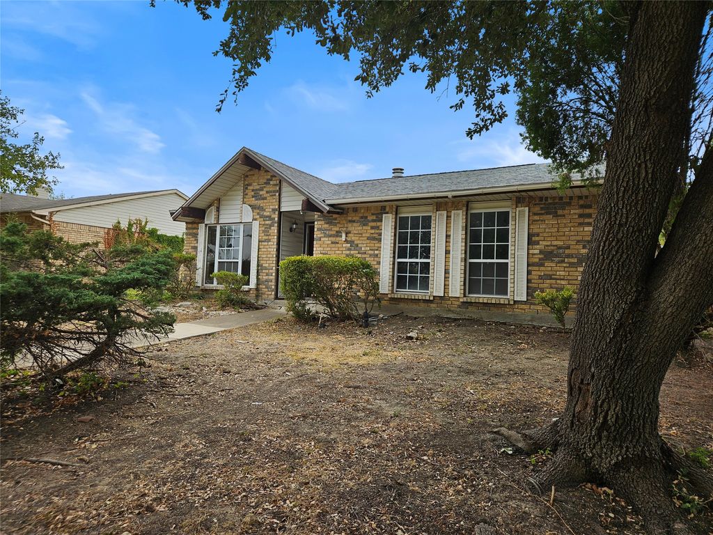 5717 Terry Street, The Colony, TX 75056 — exterior