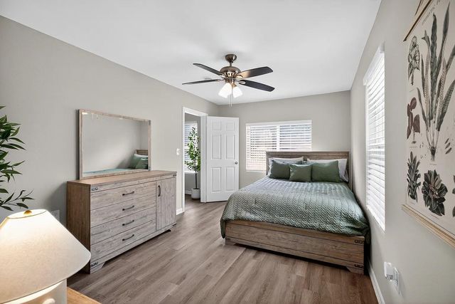 5233 Higgins Street, Houston, TX 77033
