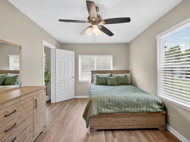 5233 Higgins Street, Houston, TX 77033