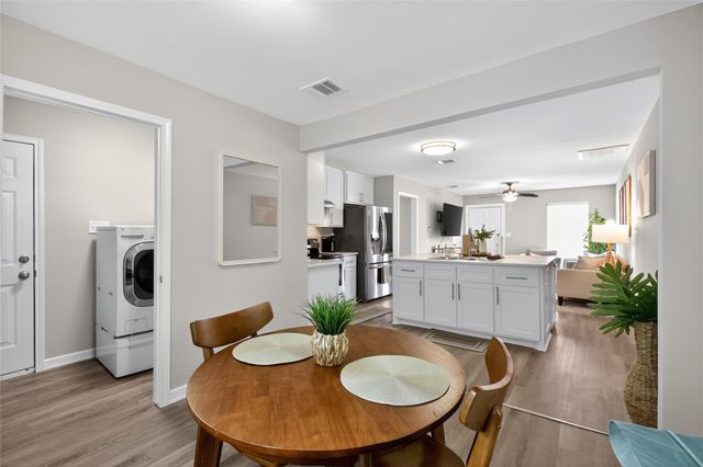 5233 Higgins Street, Houston, TX 77033