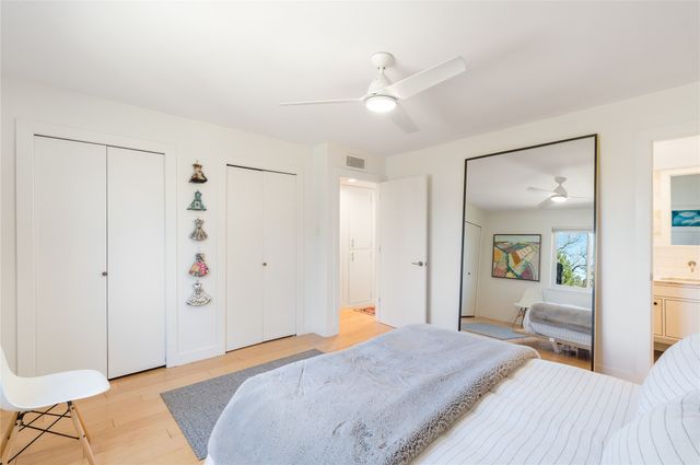 626 Calle De Valdez, Santa Fe, NM 87505