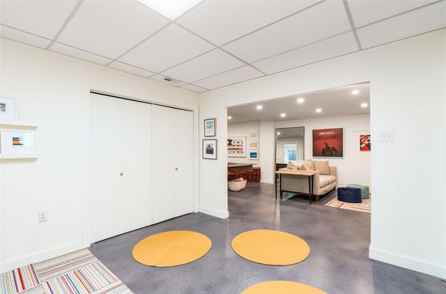 626 Calle De Valdez, Santa Fe, NM 87505