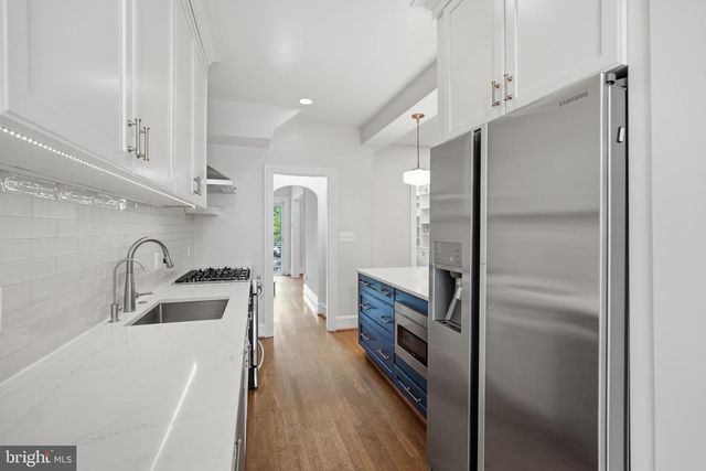 3839 BEECHER ST NW, Washington, DC 20007