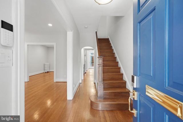 3839 BEECHER ST NW, Washington, DC 20007
