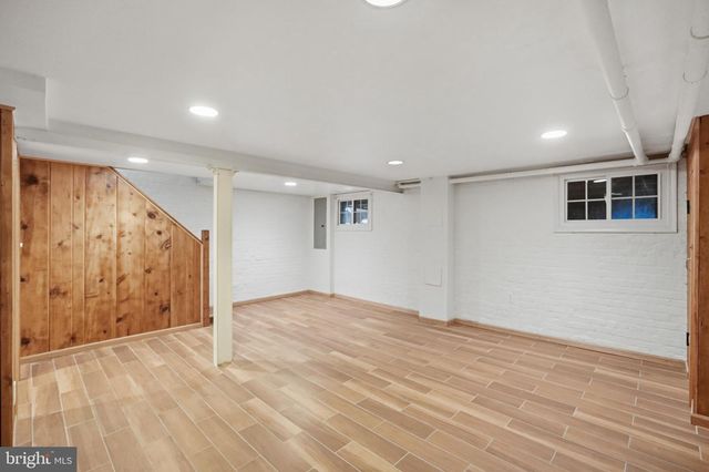 3839 BEECHER ST NW, Washington, DC 20007