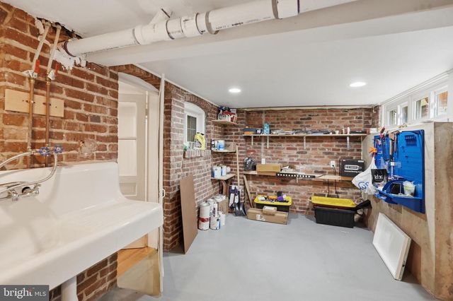 3839 BEECHER ST NW, Washington, DC 20007