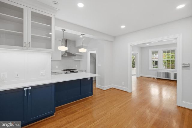 3839 BEECHER ST NW, Washington, DC 20007