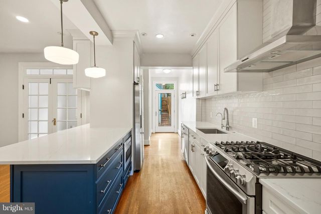 3839 BEECHER ST NW, Washington, DC 20007
