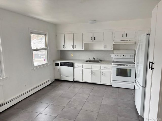 51 Courter Avenue, Yonkers, NY 10705