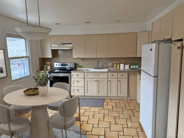 51 Courter Avenue, Yonkers, NY 10705