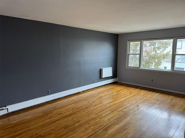 51 Courter Avenue, Yonkers, NY 10705