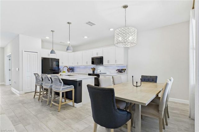 13883 Pine Lodge LN, Fort Myers, FL 33913